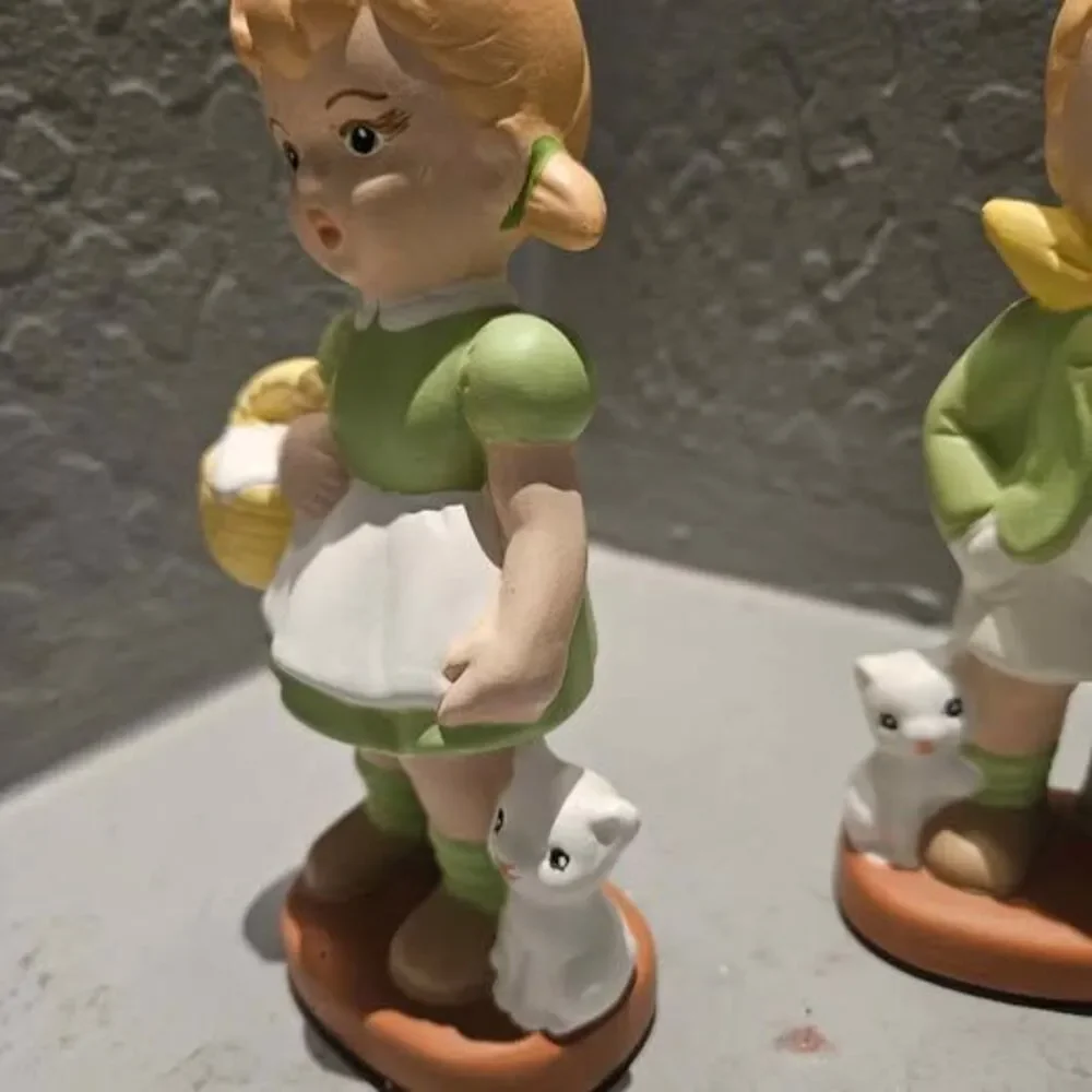Ceramic Kitsch Boy and Girl Figurines with Kittens 5.5